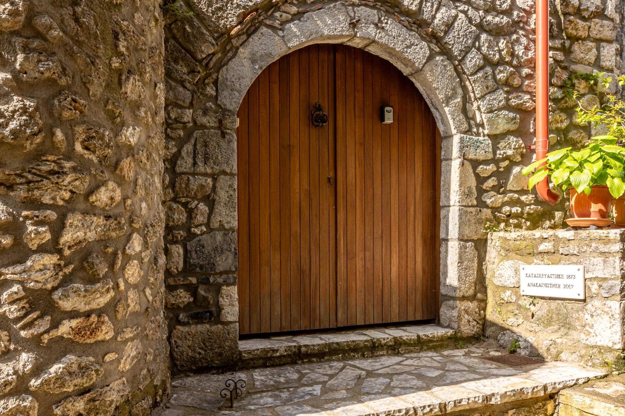 Rustic Home In Heart Of Stemnitsa Exterior foto